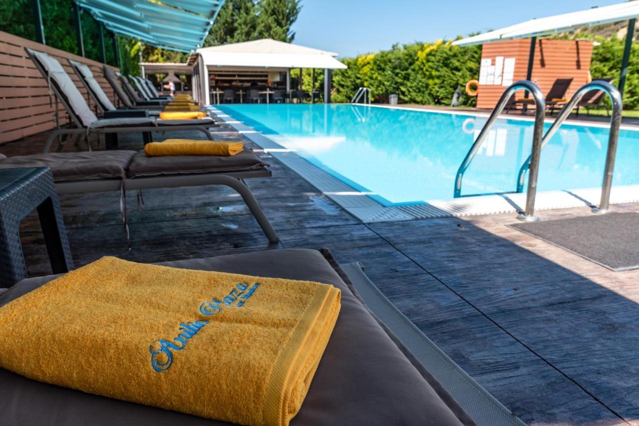 Anilio Plaza Aparthotel Zacharo Ngoại thất bức ảnh