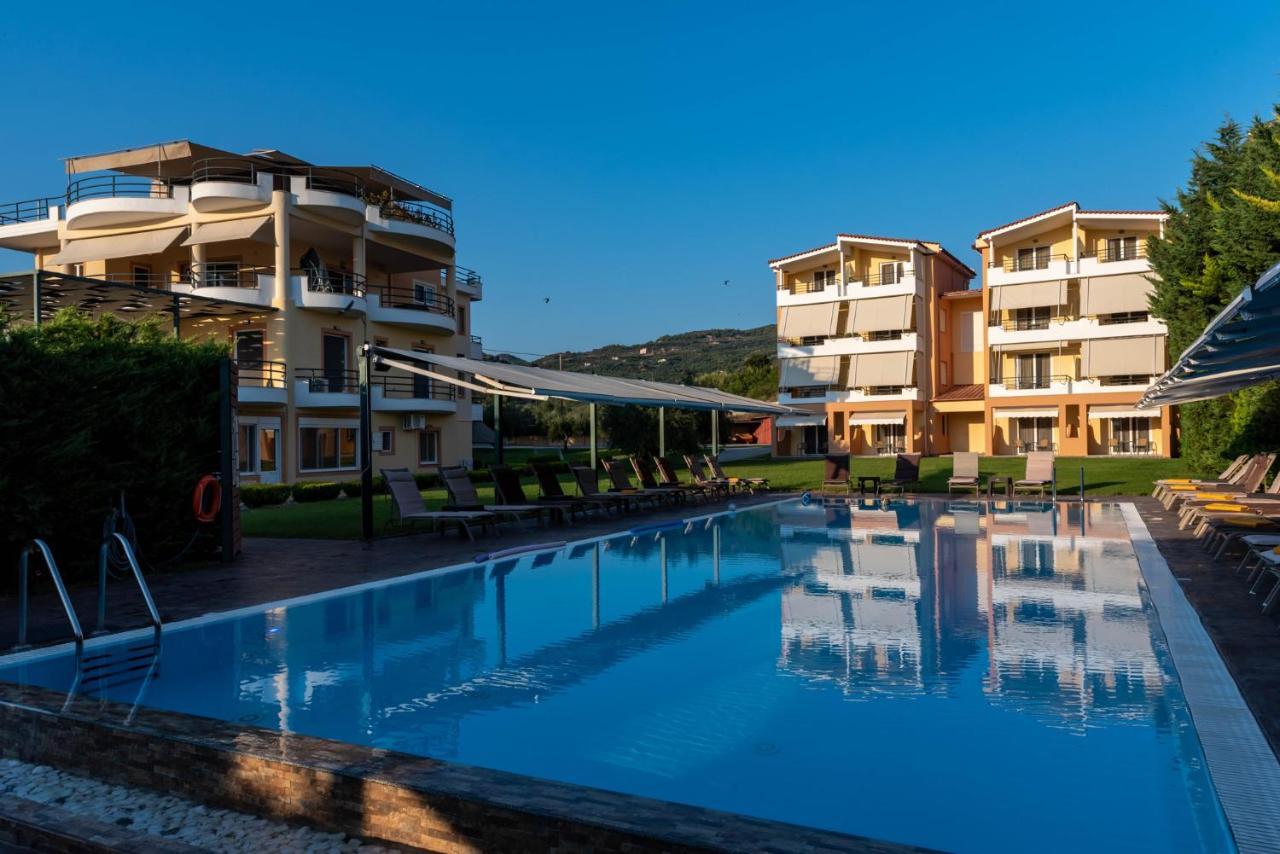 Anilio Plaza Aparthotel Zacharo Ngoại thất bức ảnh