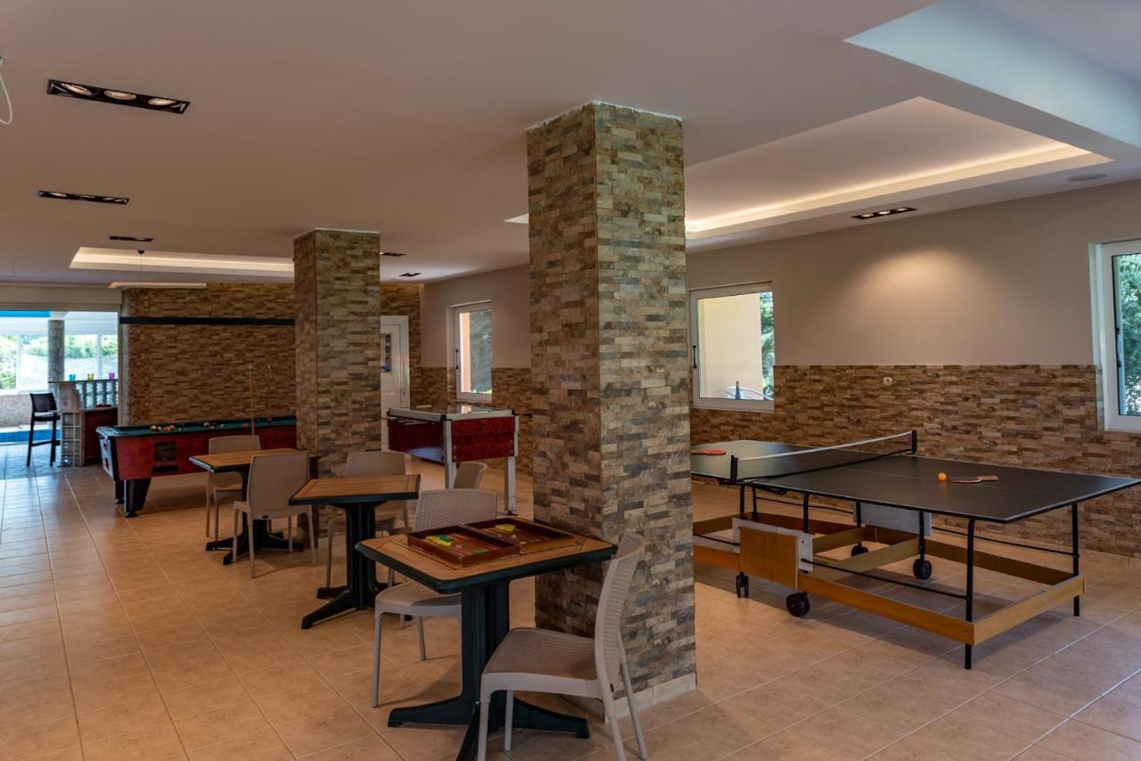 Anilio Plaza Aparthotel Zacharo Ngoại thất bức ảnh